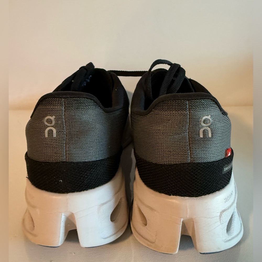 On Running Cloudeclipse Women’s Size 8 Black Frost 3MD30091197 Running Shoes - Picture 6 of 10